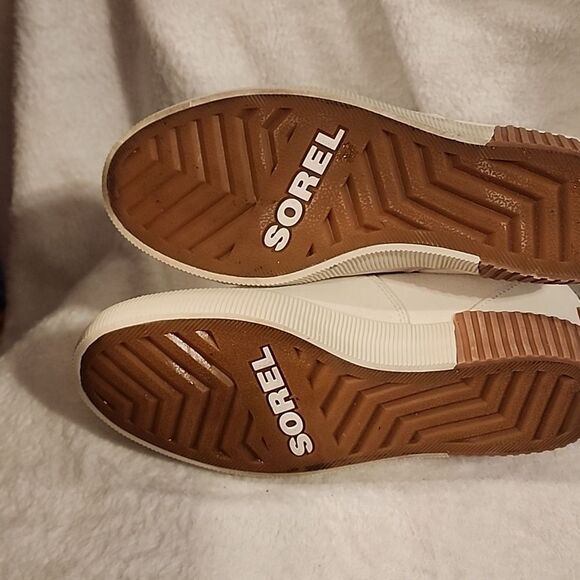 Georgeous Sorel boots size 8 NWT - Picture 4 of 5